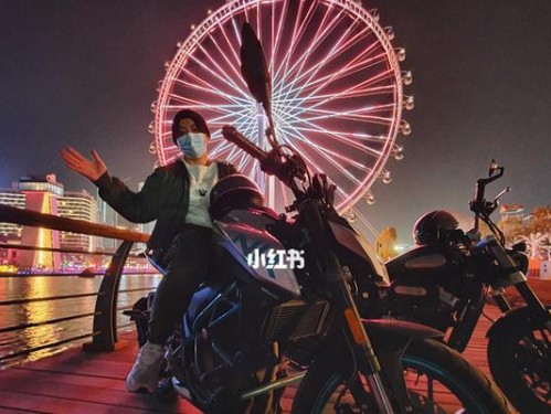 揭秘灯红酒绿的完整攻略（探寻红灯区的鲜为人知之处）
