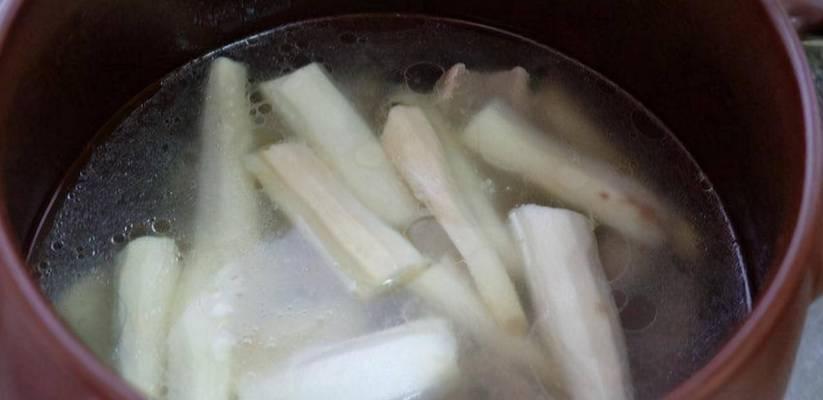 《如果可以回家早一点2》第二章炖排骨攻略（如何完成炖排骨任务，快速通关第二章）